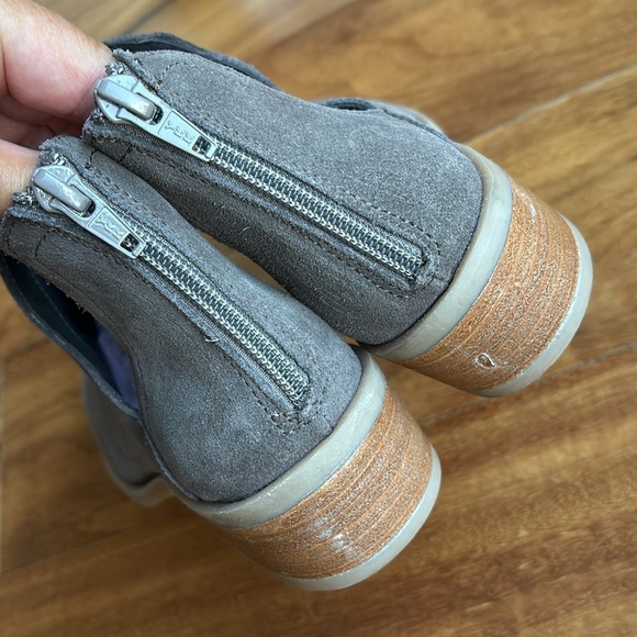 NWOT Steve Madden boots - Picture 4 of 8